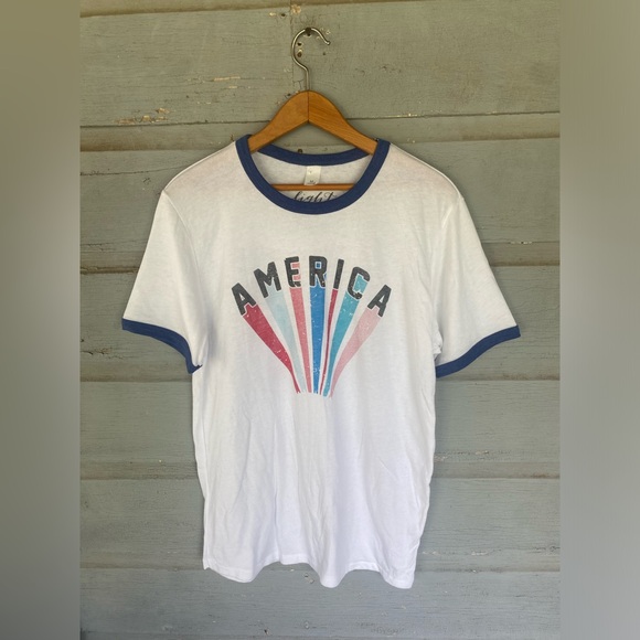 The Light Blonde “America” tshirt
Medium - Picture 1 of 2